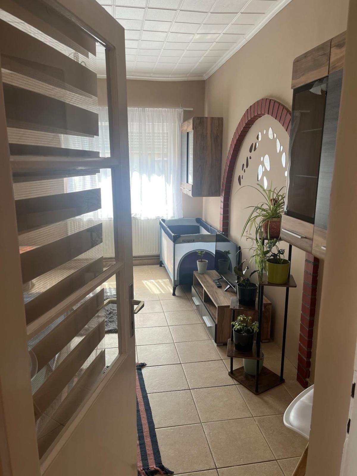 Tejfeles Vendeghaz Apartment Porva Exterior foto